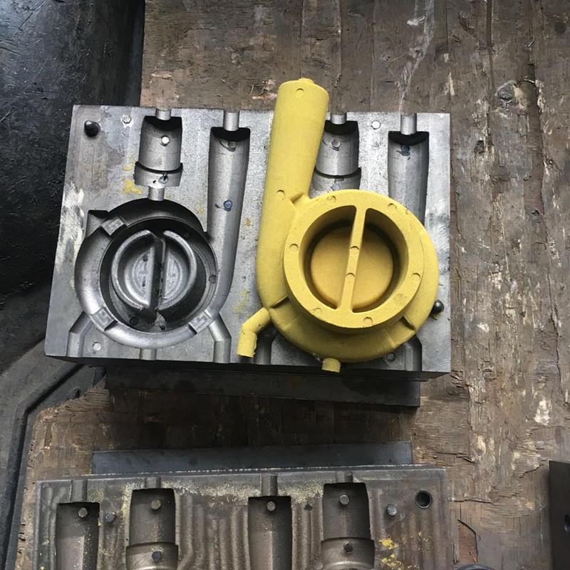 Kako spriječiti oštećenja poroznosti uzrokovane povećanom vlagom tijekom proizvodnje odljevaka pomoću tehnologije obloženog pijeska ljeti?